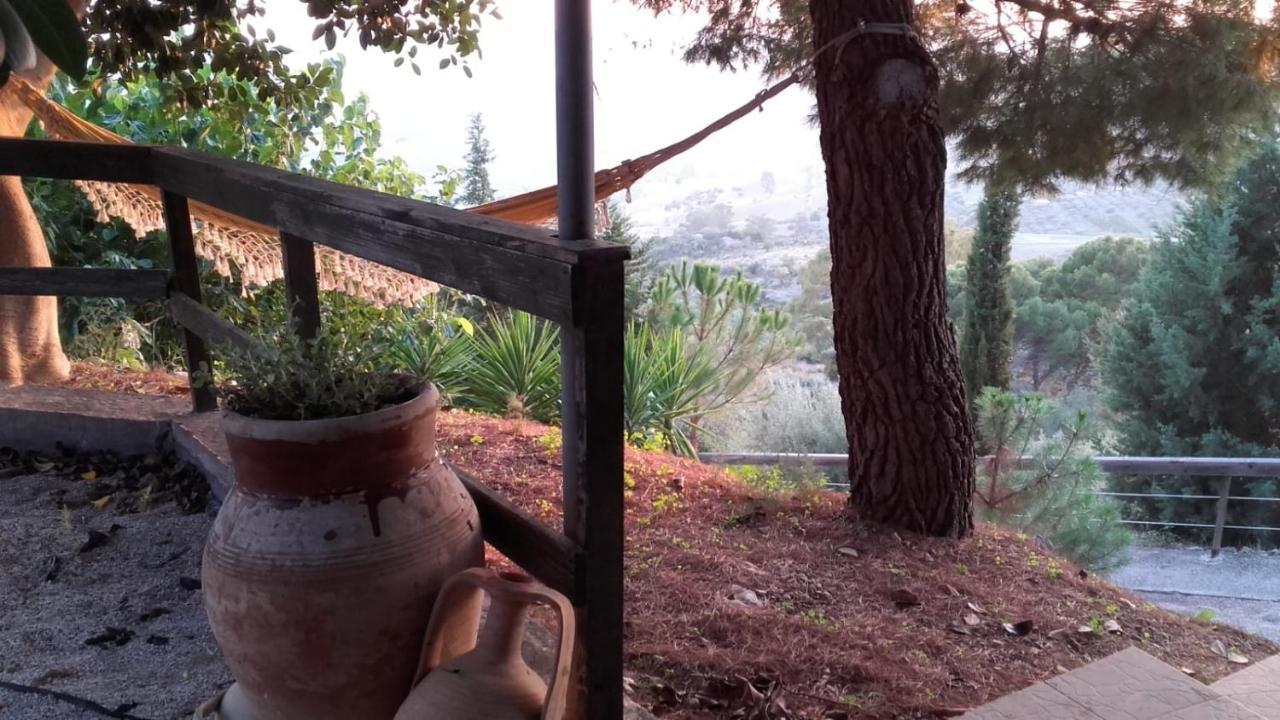"San Placido Green House" Villa Con Piscina Castel di Iudica ภายนอก รูปภาพ